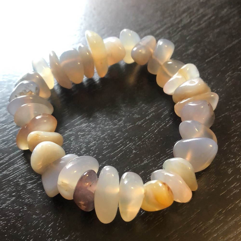 Agate Beaded Stretch Bracelet. - image 2